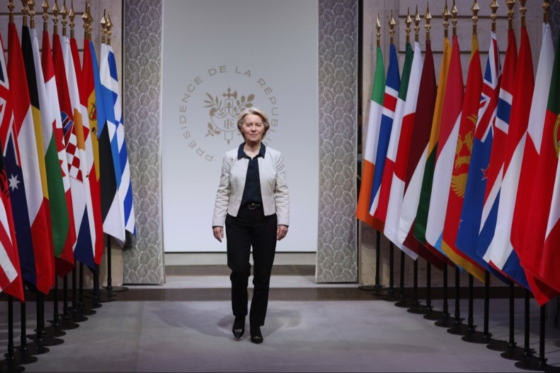 Tužba protiv Ursule fon der Lajen: Poslanik EP traži istinu o vezama sa vojnom industrijom